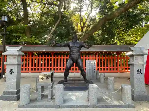 住吉神社の像