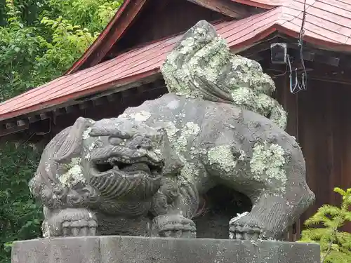 留辺蘂神社の狛犬