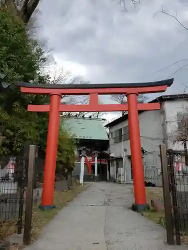 東山稲荷神社の鳥居