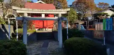 東稲荷神社の鳥居