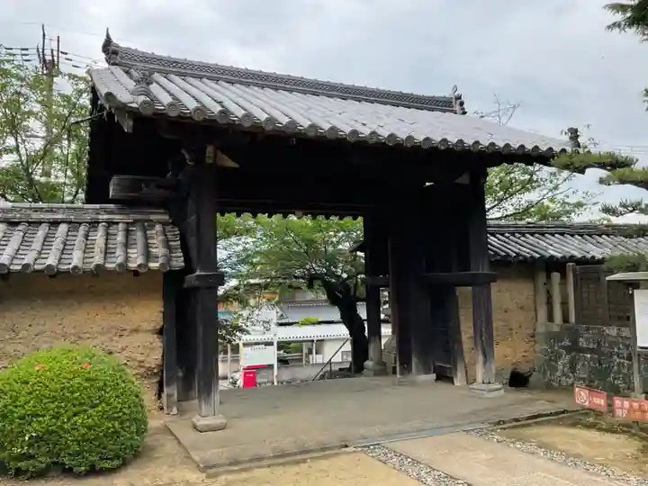 慈尊院の山門・神門