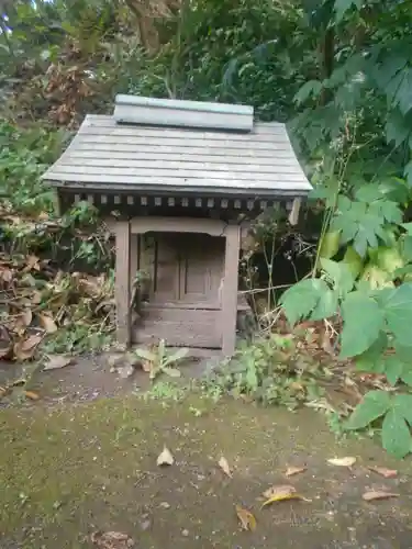 諏訪神社の末社・摂社