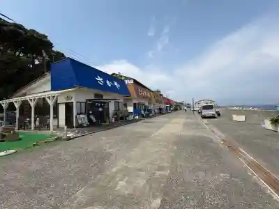 竜神宮の{uncategorized: "未分類", other: "その他", undefined: "問題あり", building: "その他建物", grave: "お墓", sacred_gate: "鳥居", guardian: "狛犬", statue: "像", buddha: "仏像", history: "歴史", nature: "自然", garden: "庭園", animal: "動物", pagoda: "塔", temizu: "手水舎", mountain_gate: "山門・神門", sanctuary: "本殿・本堂", subordinate: "末社・摂社", art: "芸術", scenery: "景色", jizo: "地蔵", ema: "絵馬", goshuin: "御朱印", omikuji: "おみくじ", items: "授与品その他", amulet: "お守り", goshuincho: "御朱印帳", eats: "食事", festival: "お祭り", votive_dance: "神楽", shichigosan: "七五三参", wedding: "結婚式", experience: "体験その他", initially: "初詣", around: "周辺", anti_infection: "感染症対策"}