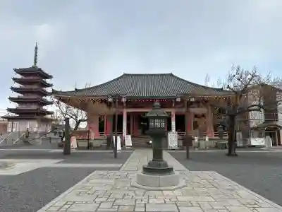 津観音の{uncategorized: "未分類", other: "その他", undefined: "問題あり", building: "その他建物", grave: "お墓", sacred_gate: "鳥居", guardian: "狛犬", statue: "像", buddha: "仏像", history: "歴史", nature: "自然", garden: "庭園", animal: "動物", pagoda: "塔", temizu: "手水舎", mountain_gate: "山門・神門", sanctuary: "本殿・本堂", subordinate: "末社・摂社", art: "芸術", scenery: "景色", jizo: "地蔵", ema: "絵馬", goshuin: "御朱印", omikuji: "おみくじ", items: "授与品その他", amulet: "お守り", goshuincho: "御朱印帳", eats: "食事", festival: "お祭り", votive_dance: "神楽", shichigosan: "七五三参", wedding: "結婚式", experience: "体験その他", initially: "初詣", around: "周辺", anti_infection: "感染症対策"}