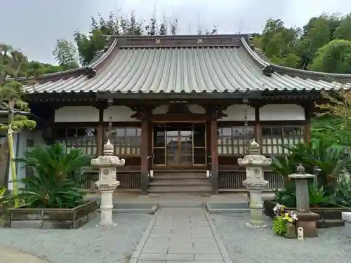 實相寺の本殿・本堂