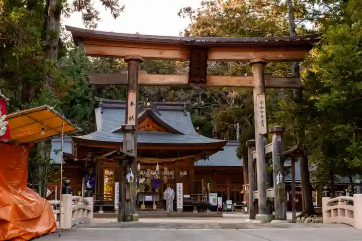 穂高神社本宮(長野県)