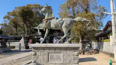 三津厳島神社の像