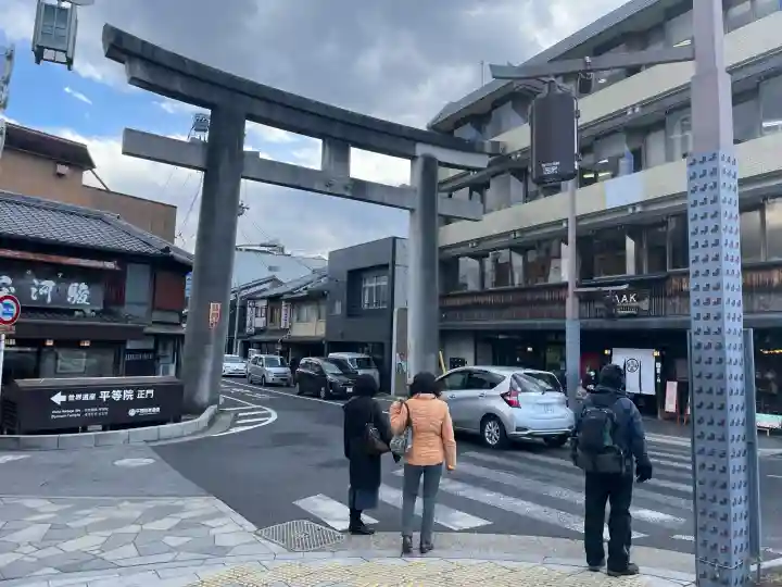 平等院の{uncategorized: "未分類", other: "その他", undefined: "問題あり", building: "その他建物", grave: "お墓", sacred_gate: "鳥居", guardian: "狛犬", statue: "像", buddha: "仏像", history: "歴史", nature: "自然", garden: "庭園", animal: "動物", pagoda: "塔", temizu: "手水舎", mountain_gate: "山門・神門", sanctuary: "本殿・本堂", subordinate: "末社・摂社", art: "芸術", scenery: "景色", jizo: "地蔵", ema: "絵馬", goshuin: "御朱印", omikuji: "おみくじ", items: "授与品その他", amulet: "お守り", goshuincho: "御朱印帳", eats: "食事", festival: "お祭り", votive_dance: "神楽", shichigosan: "七五三参", wedding: "結婚式", experience: "体験その他", initially: "初詣", around: "周辺", anti_infection: "感染症対策"}