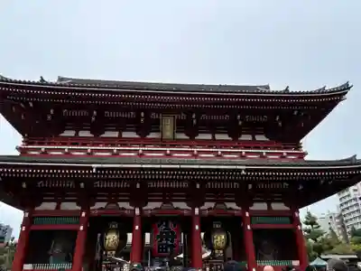 浅草神社の周辺