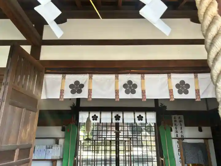 安居神社の本殿・本堂