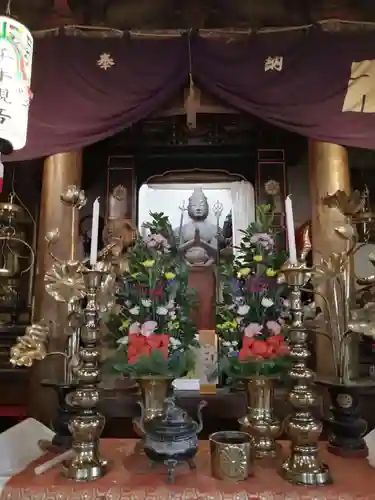 勧学寺の本殿・本堂