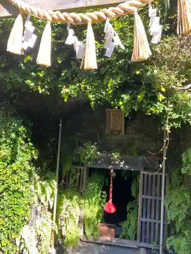 叶神社 (西叶神社)の末社・摂社