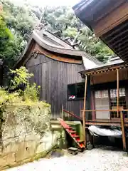 加紫久利神社の本殿
