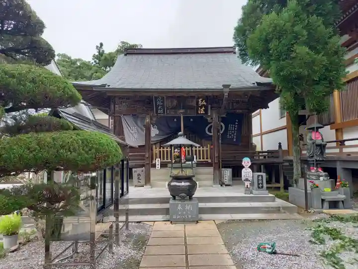 善楽寺の本殿・本堂