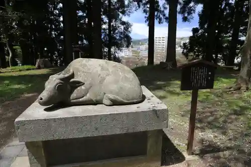 盛岡天満宮の像