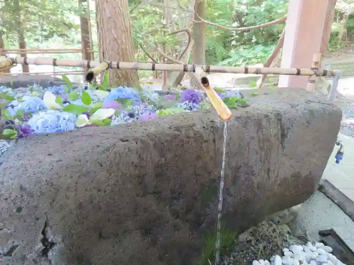 千歳神社の手水舎