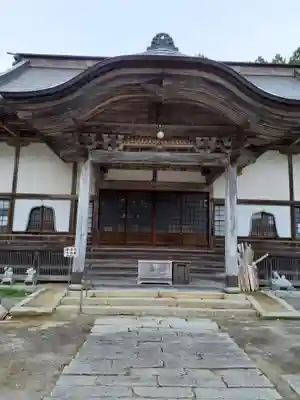 長泉寺の本殿・本堂