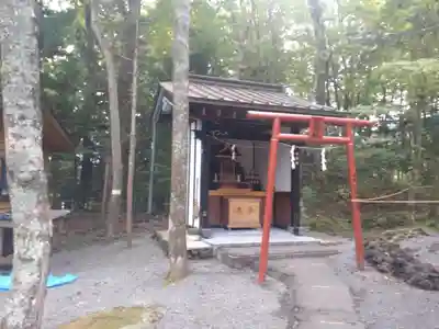 新屋山神社(山梨県)