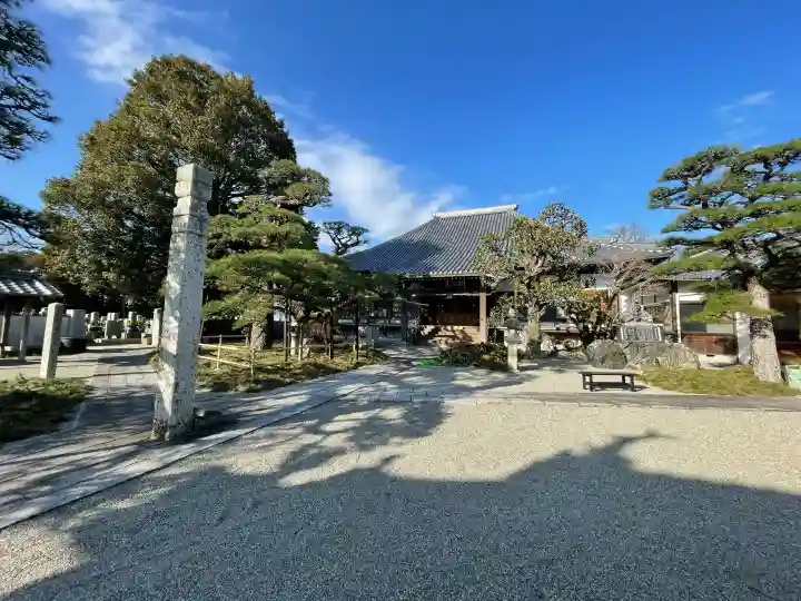 西方寺の{uncategorized: "未分類", other: "その他", undefined: "問題あり", building: "その他建物", grave: "お墓", sacred_gate: "鳥居", guardian: "狛犬", statue: "像", buddha: "仏像", history: "歴史", nature: "自然", garden: "庭園", animal: "動物", pagoda: "塔", temizu: "手水舎", mountain_gate: "山門・神門", sanctuary: "本殿・本堂", subordinate: "末社・摂社", art: "芸術", scenery: "景色", jizo: "地蔵", ema: "絵馬", goshuin: "御朱印", omikuji: "おみくじ", items: "授与品その他", amulet: "お守り", goshuincho: "御朱印帳", eats: "食事", festival: "お祭り", votive_dance: "神楽", shichigosan: "七五三参", wedding: "結婚式", experience: "体験その他", initially: "初詣", around: "周辺", anti_infection: "感染症対策"}