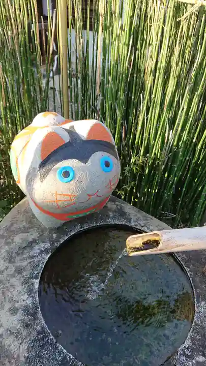 阿豆佐味天神社 立川水天宮の手水舎