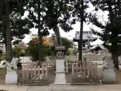 大神神社（花池）の末社