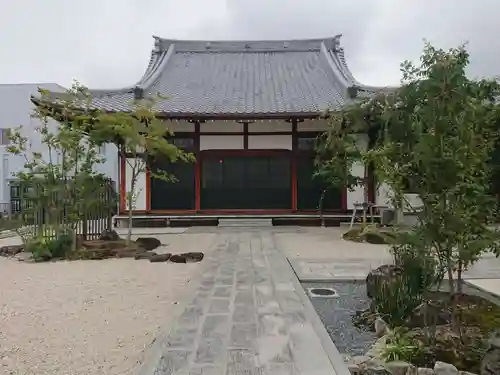 維摩寺の本殿・本堂