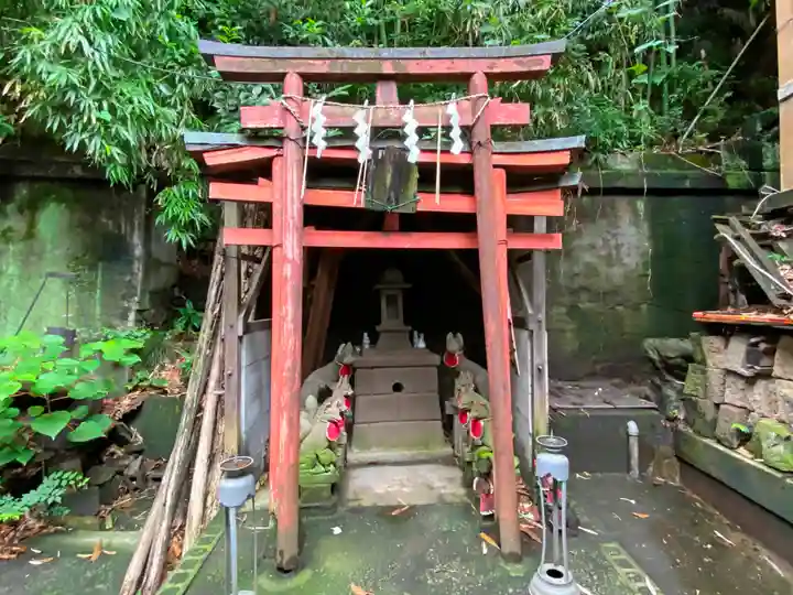 御田八幡神社の末社・摂社