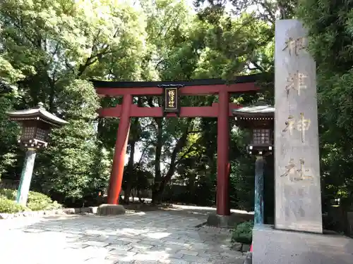根津神社の鳥居