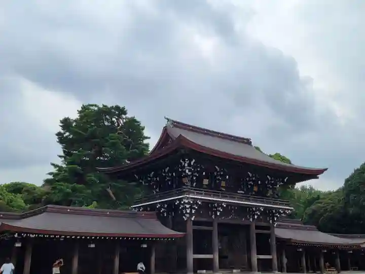 明治神宮の山門・神門