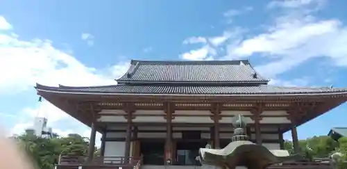 西新井大師総持寺の本殿・本堂