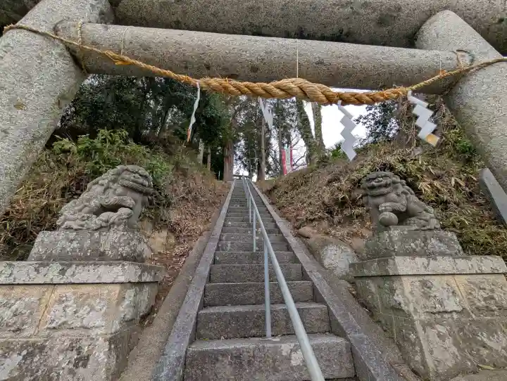 阿久津「田村神社」(郡山市阿久津町)旧社名:伊豆箱根三嶋三社の{uncategorized: "未分類", other: "その他", undefined: "問題あり", building: "その他建物", grave: "お墓", sacred_gate: "鳥居", guardian: "狛犬", statue: "像", buddha: "仏像", history: "歴史", nature: "自然", garden: "庭園", animal: "動物", pagoda: "塔", temizu: "手水舎", mountain_gate: "山門・神門", sanctuary: "本殿・本堂", subordinate: "末社・摂社", art: "芸術", scenery: "景色", jizo: "地蔵", ema: "絵馬", goshuin: "御朱印", omikuji: "おみくじ", items: "授与品その他", amulet: "お守り", goshuincho: "御朱印帳", eats: "食事", festival: "お祭り", votive_dance: "神楽", shichigosan: "七五三参", wedding: "結婚式", experience: "体験その他", initially: "初詣", around: "周辺", anti_infection: "感染症対策"}