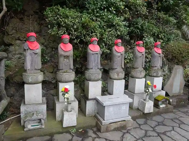 東長谷寺 薬王院の地蔵