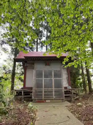 年子狐稲荷神社の{uncategorized: "未分類", other: "その他", undefined: "問題あり", building: "その他建物", grave: "お墓", sacred_gate: "鳥居", guardian: "狛犬", statue: "像", buddha: "仏像", history: "歴史", nature: "自然", garden: "庭園", animal: "動物", pagoda: "塔", temizu: "手水舎", mountain_gate: "山門・神門", sanctuary: "本殿・本堂", subordinate: "末社・摂社", art: "芸術", scenery: "景色", jizo: "地蔵", ema: "絵馬", goshuin: "御朱印", omikuji: "おみくじ", items: "授与品その他", amulet: "お守り", goshuincho: "御朱印帳", eats: "食事", festival: "お祭り", votive_dance: "神楽", shichigosan: "七五三参", wedding: "結婚式", experience: "体験その他", initially: "初詣", around: "周辺", anti_infection: "感染症対策"}