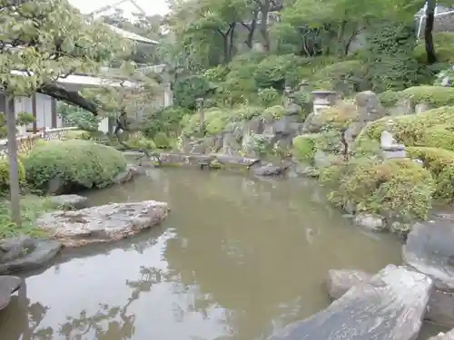 林光寺の庭園