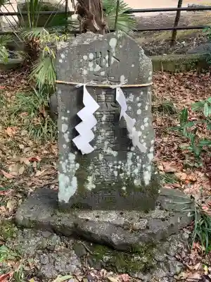 蠣崎神社の{uncategorized: "未分類", other: "その他", undefined: "問題あり", building: "その他建物", grave: "お墓", sacred_gate: "鳥居", guardian: "狛犬", statue: "像", buddha: "仏像", history: "歴史", nature: "自然", garden: "庭園", animal: "動物", pagoda: "塔", temizu: "手水舎", mountain_gate: "山門・神門", sanctuary: "本殿・本堂", subordinate: "末社・摂社", art: "芸術", scenery: "景色", jizo: "地蔵", ema: "絵馬", goshuin: "御朱印", omikuji: "おみくじ", items: "授与品その他", amulet: "お守り", goshuincho: "御朱印帳", eats: "食事", festival: "お祭り", votive_dance: "神楽", shichigosan: "七五三参", wedding: "結婚式", experience: "体験その他", initially: "初詣", around: "周辺", anti_infection: "感染症対策"}
