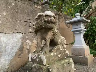 吉浜神社の狛犬