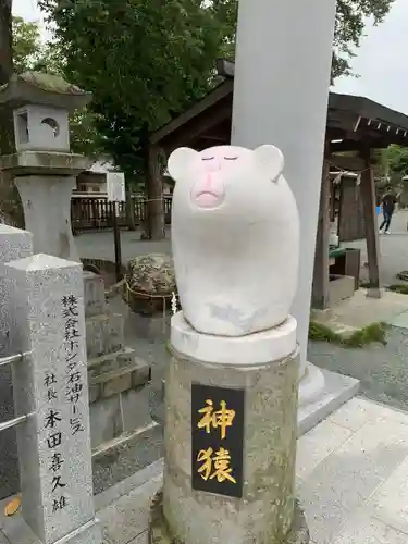 日吉神社の像