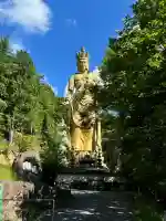 七宝寺の{uncategorized: "未分類", other: "その他", undefined: "問題あり", building: "その他建物", grave: "お墓", sacred_gate: "鳥居", guardian: "狛犬", statue: "像", buddha: "仏像", history: "歴史", nature: "自然", garden: "庭園", animal: "動物", pagoda: "塔", temizu: "手水舎", mountain_gate: "山門・神門", sanctuary: "本殿・本堂", subordinate: "末社・摂社", art: "芸術", scenery: "景色", jizo: "地蔵", ema: "絵馬", goshuin: "御朱印", omikuji: "おみくじ", items: "授与品その他", amulet: "お守り", goshuincho: "御朱印帳", eats: "食事", festival: "お祭り", votive_dance: "神楽", shichigosan: "七五三参", wedding: "結婚式", experience: "体験その他", initially: "初詣", around: "周辺", anti_infection: "感染症対策"}