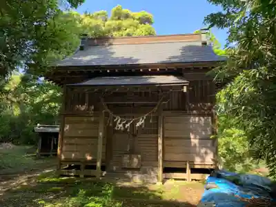 諏訪神社の本殿・本堂