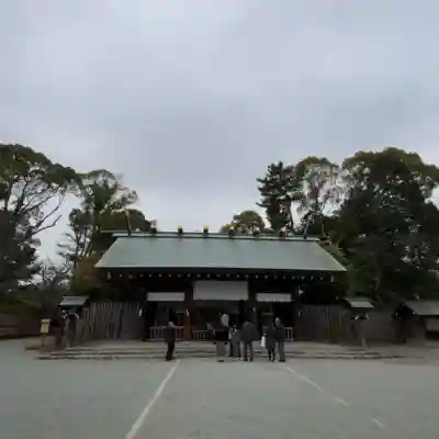 伊勢山皇大神宮の{uncategorized: "未分類", other: "その他", undefined: "問題あり", building: "その他建物", grave: "お墓", sacred_gate: "鳥居", guardian: "狛犬", statue: "像", buddha: "仏像", history: "歴史", nature: "自然", garden: "庭園", animal: "動物", pagoda: "塔", temizu: "手水舎", mountain_gate: "山門・神門", sanctuary: "本殿・本堂", subordinate: "末社・摂社", art: "芸術", scenery: "景色", jizo: "地蔵", ema: "絵馬", goshuin: "御朱印", omikuji: "おみくじ", items: "授与品その他", amulet: "お守り", goshuincho: "御朱印帳", eats: "食事", festival: "お祭り", votive_dance: "神楽", shichigosan: "七五三参", wedding: "結婚式", experience: "体験その他", initially: "初詣", around: "周辺", anti_infection: "感染症対策"}