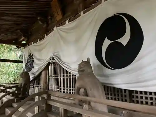 福地若王子神社の狛犬