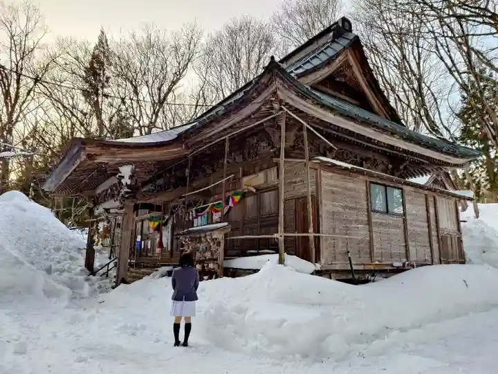 磐椅神社の本殿・本堂