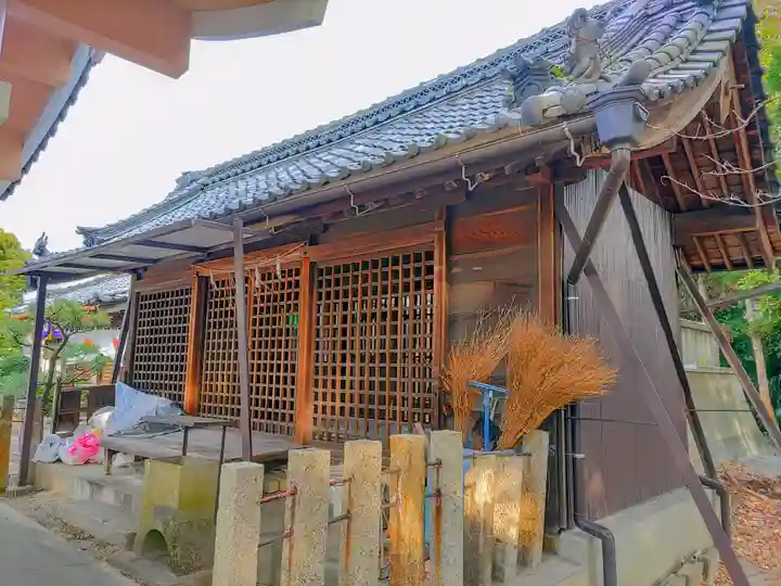 憶感神社(神守町)の本殿・本堂