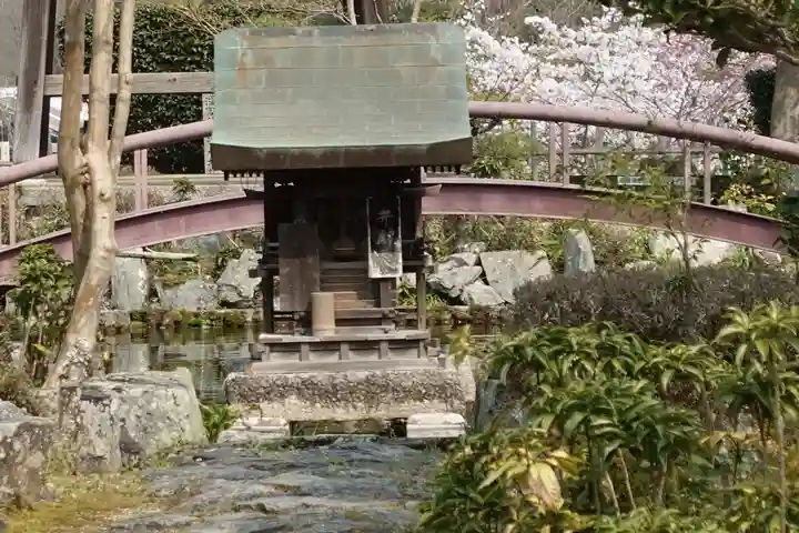 禅定寺の末社・摂社