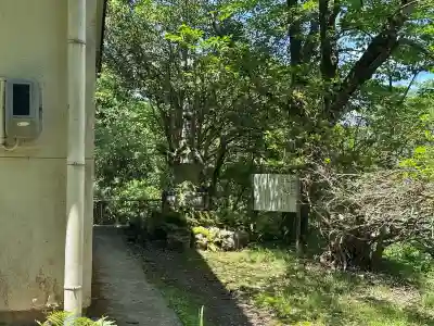 養父神社の塔