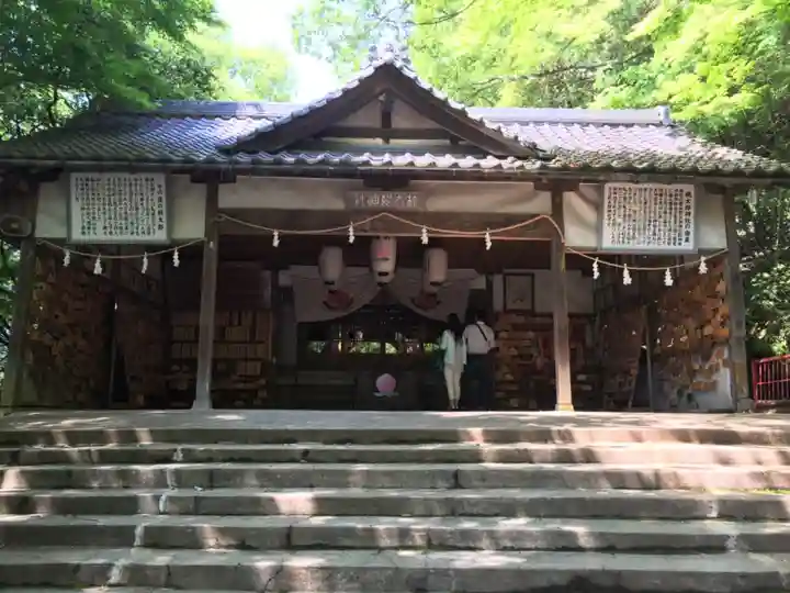 桃太郎神社(栗栖)の本殿・本堂