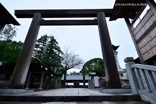 伊勢山皇大神宮の鳥居