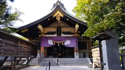 彌彦神社　(伊夜日子神社)の本殿・本堂
