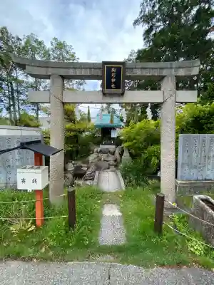 沖田神社の{uncategorized: "未分類", other: "その他", undefined: "問題あり", building: "その他建物", grave: "お墓", sacred_gate: "鳥居", guardian: "狛犬", statue: "像", buddha: "仏像", history: "歴史", nature: "自然", garden: "庭園", animal: "動物", pagoda: "塔", temizu: "手水舎", mountain_gate: "山門・神門", sanctuary: "本殿・本堂", subordinate: "末社・摂社", art: "芸術", scenery: "景色", jizo: "地蔵", ema: "絵馬", goshuin: "御朱印", omikuji: "おみくじ", items: "授与品その他", amulet: "お守り", goshuincho: "御朱印帳", eats: "食事", festival: "お祭り", votive_dance: "神楽", shichigosan: "七五三参", wedding: "結婚式", experience: "体験その他", initially: "初詣", around: "周辺", anti_infection: "感染症対策"}