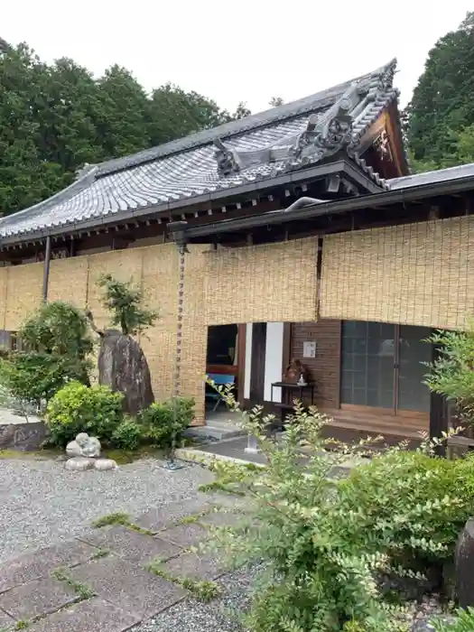 養仙寺の建物その他